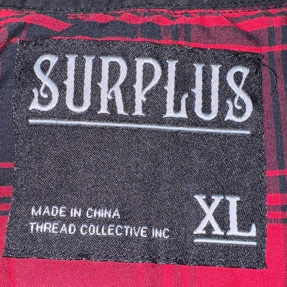 Surplus Men’s Long Sleeve Collared Shirt XL Red & Black Plaid 60% cotton - Picture 6 of 8